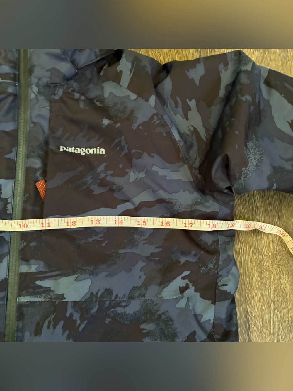 Patagonia Boys' Snowshot Winter Ski Jacket - Picture 8 of 10